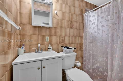 733 W 33rd St, Hialeah FL - photo 16 of 42
