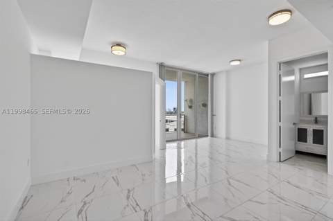 2200 NE 4th Ave 1003, Miami FL - photo 12 of 68