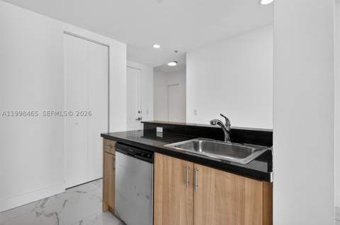 2200 NE 4th Ave 1003, Miami FL - photo 14 of 68