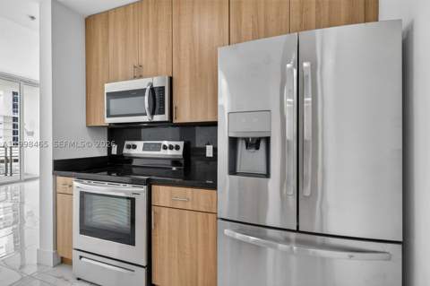 2200 NE 4th Ave 1003, Miami FL - photo 15 of 68