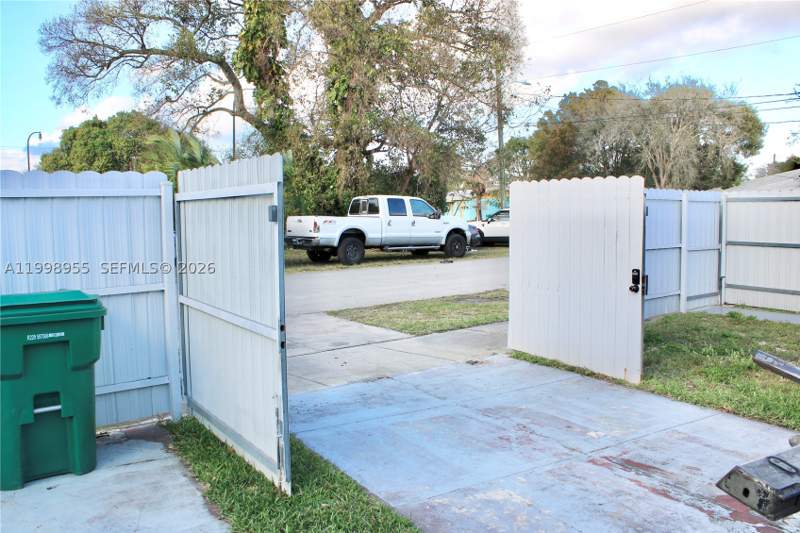 3 bedroom SingleFamilyResidence at 17710 SW 102nd Ave, Perrine Sub, Miami — photo 3