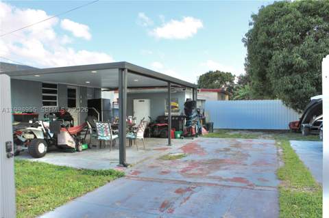 17710 SW 102nd Ave, Miami FL - photo 7 of 29
