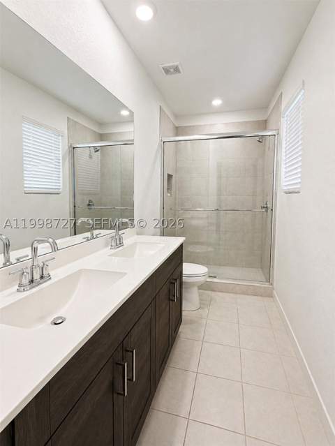 823 SE 17th St, Homestead FL - photo 12 of 15