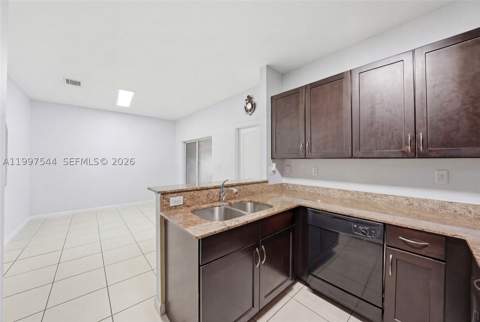 27534 SW 140 Avenue, Homestead FL - photo 11 of 34