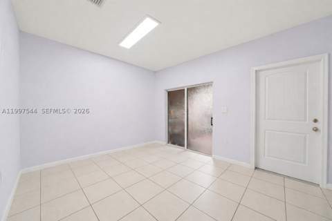 27534 SW 140 Avenue, Homestead FL - photo 7 of 34