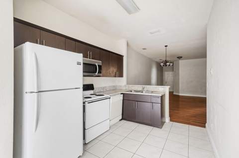 1584 SW 2nd Street, Homestead FL - photo 6 of 28