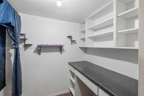 3475 N Country Club Dr 619, Aventura FL - photo 19 of 30