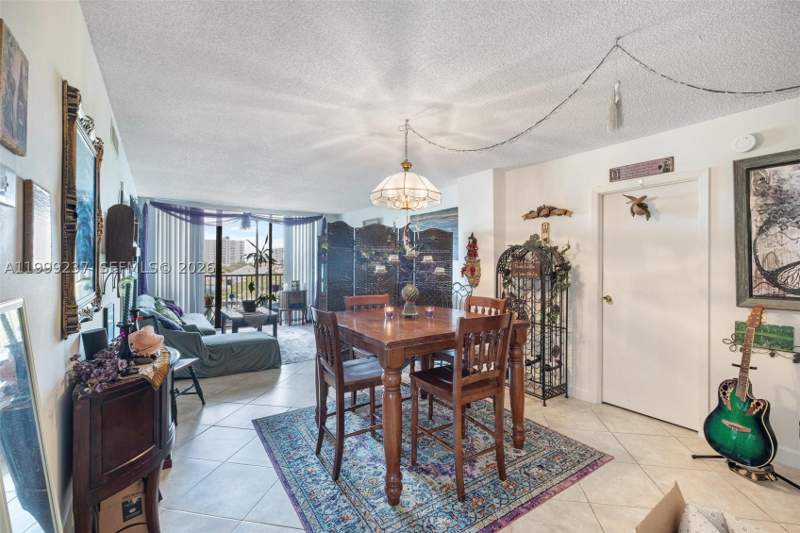 2 bedroom Condominium at 3475 N Country Club Dr 619, Ensenada Condo Bldg E-Ii, Aventura — photo 5