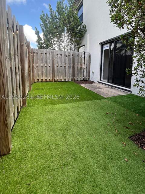 20800 NE 5th Ct, Miami FL - photo 20 of 28