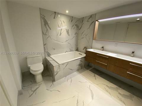 9521 E Bay Harbor Dr 605, Bay Harbor Islands FL - photo 18 of 29