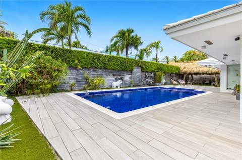 524 Warren Ln, Key Biscayne FL - photo 9 of 61