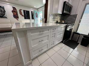 1004 Pennsylvania Avenue 3, Miami Beach FL - photo 22 of 49