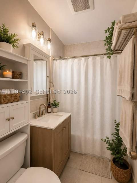 1771 NE 180th St, North Miami Beach FL - photo 7 of 18