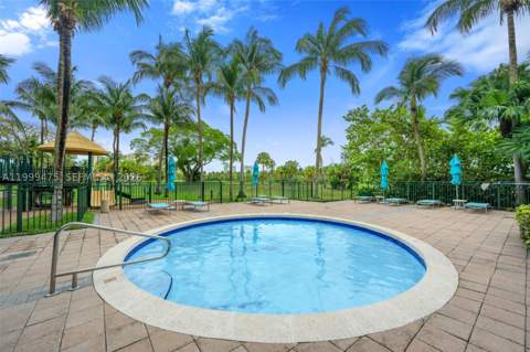 19501 W Country Club Dr 208, Aventura FL - photo 24 of 26