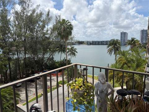 18151 NE 31st Ct 505, Aventura FL - photo 10 of 45