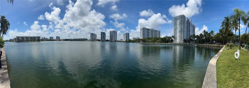 1 bedroom Condominium at 18151 NE 31st Ct 505, The Clipper At Bisc Cove, Aventura — photo 5