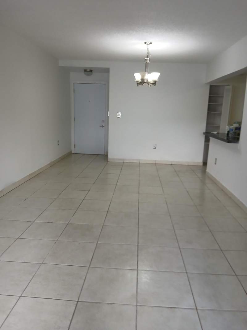 2 bedroom Condominium at 10237 NW 9th St Circle 108-4, West Fontaine Condo, Miami — photo 2