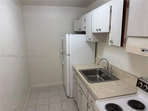 3881 W Flagler St 319, Miami FL - photo 9 of 10