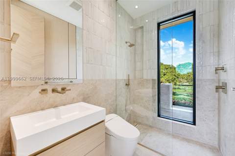 770 Lake Rd, Miami FL - photo 20 of 39