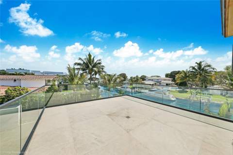 770 Lake Rd, Miami FL - photo 8 of 39