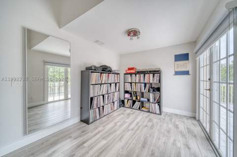 15261 SW 108th Ter, Miami FL - photo 18 of 36