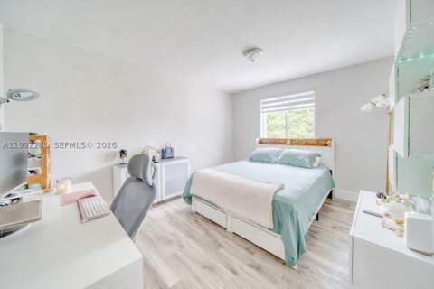15261 SW 108th Ter, Miami FL - photo 23 of 36