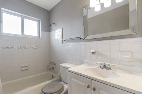 8129 Abbott Ave 10, Miami Beach FL - photo 11 of 17