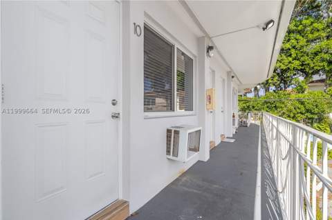 8129 Abbott Ave 10, Miami Beach FL - photo 12 of 17