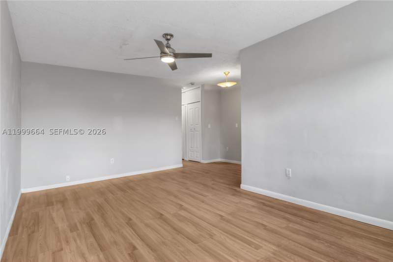 1 bedroom Condominium at 8129 Abbott Ave 10, Orleans House Condo, Miami Beach — photo 4