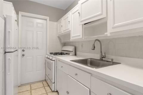 8129 Abbott Ave 10, Miami Beach FL - photo 7 of 17