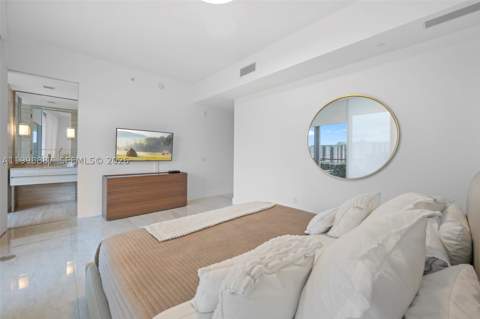 18975 Collins Ave 605, Sunny Isles Beach FL - photo 19 of 26