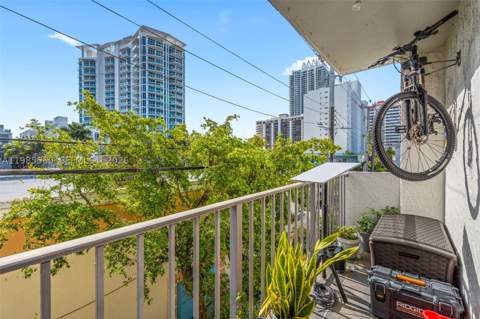 6545 Indian Creek Dr 306, Miami Beach FL - photo 11 of 25