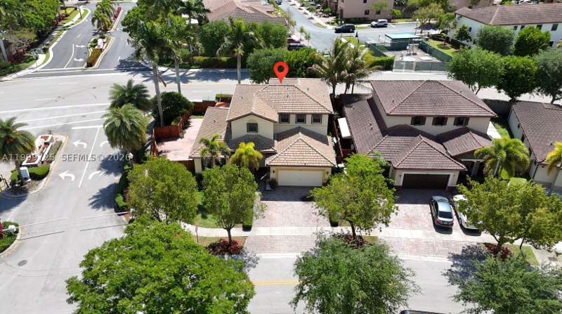 4 bedroom SingleFamilyResidence at 3698 SE 2nd Dr, Baywinds Of Barbados, Homestead — photo 2