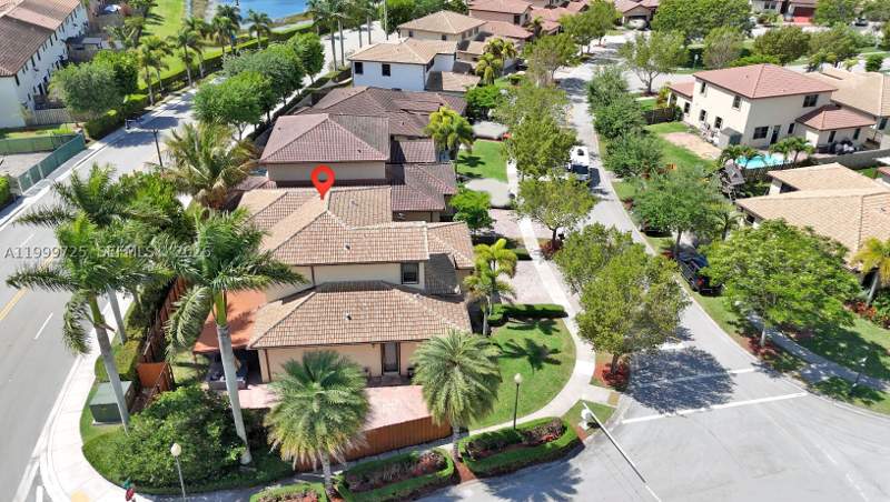 4 bedroom SingleFamilyResidence at 3698 SE 2nd Dr, Baywinds Of Barbados, Homestead — photo 3