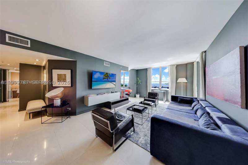 3 bedroom Condominium at 701 Brickell Key Blvd 503, Courvoisier Courts Condo, Miami — photo 4