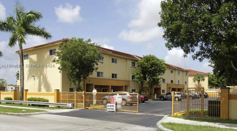 3 bedroom Condominium at 8270 SW 149th Ct 10-209, Waterview Condo, Miami — photo 4