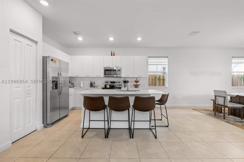 5 bedroom SingleFamilyResidence at 2357 NW 130th St, GOLF PARK SEC 1, Miami — photo 4