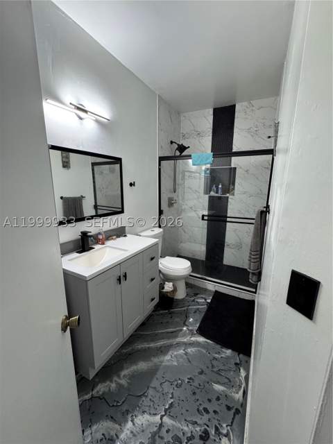 8270 NW 191st Ln 13L, Hialeah FL - photo 12 of 14