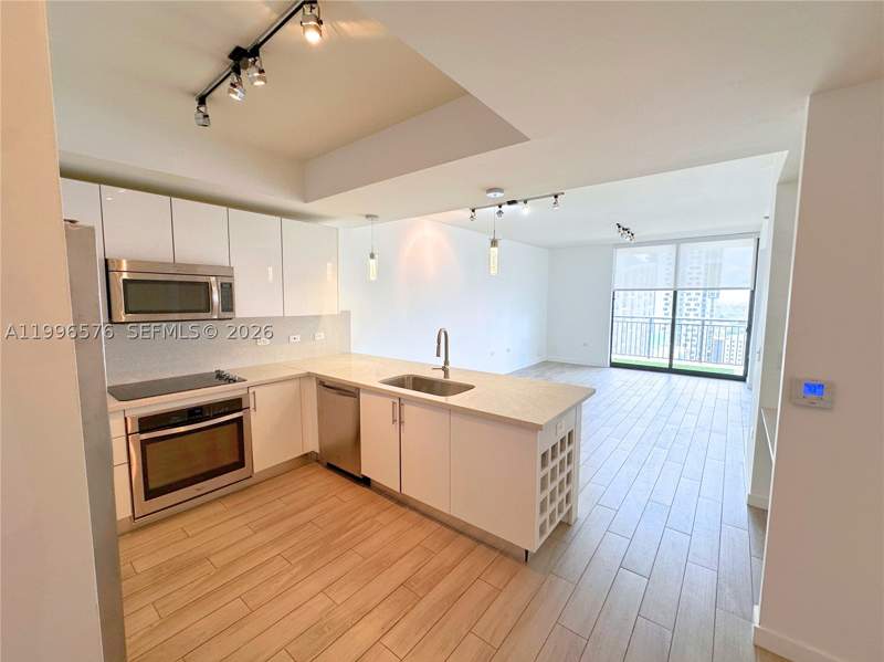 1 bedroom Condominium at 999 SW 1st Ave 2109, Nine At Mary Brickell Vil, Miami — photo 3