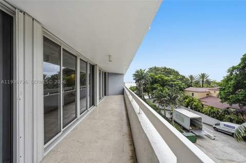 1627 Brickell Ave 603, Miami FL - photo 19 of 35