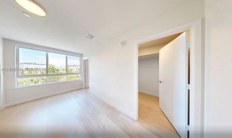 2505 NE 193rd St 4208, Miami FL - photo 15 of 16