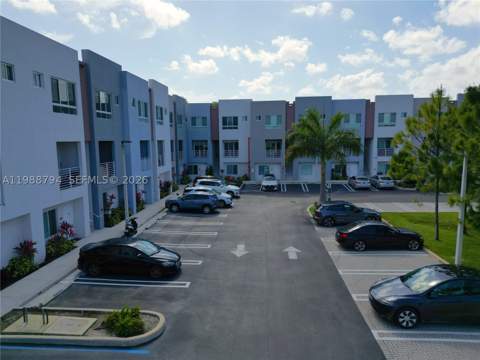 2505 NE 193rd St 4208, Miami FL - photo 7 of 16