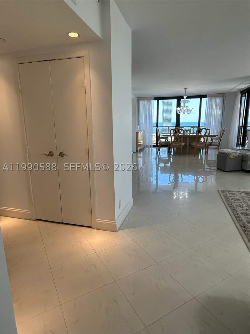 2 bedroom Condominium at 19667 Turnberry Way 18-K, Turnberry Isle South Cond, Aventura — photo 5