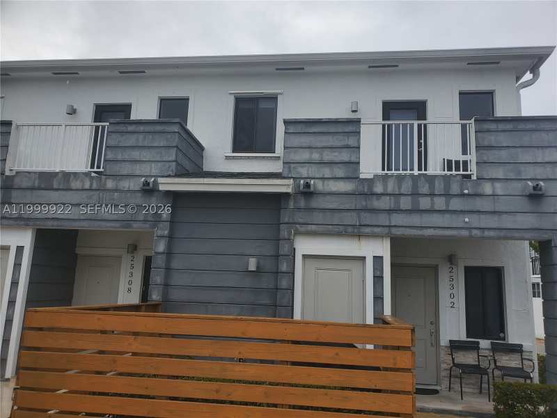 3 bedroom Townhouse at 25302 SW 135th Ave, South Kendall Townhomes, Homestead — photo 1