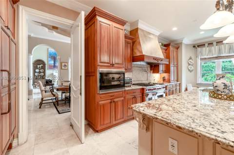 12101 Moss Ranch Rd, Pinecrest FL - photo 16 of 66