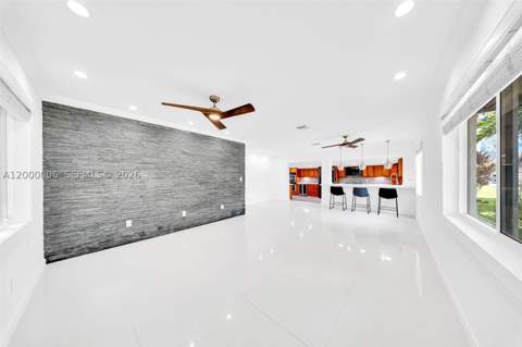 1104 NE 85th St, Miami FL - photo 12 of 66