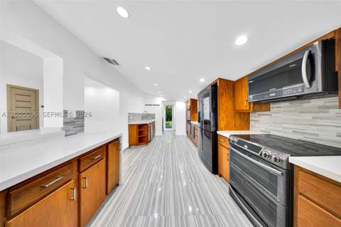 1104 NE 85th St, Miami FL - photo 19 of 66