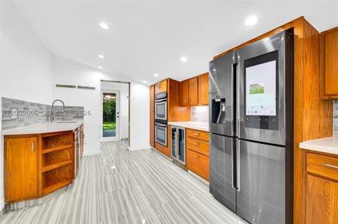 1104 NE 85th St, Miami FL - photo 21 of 66
