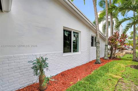 1104 NE 85th St, Miami FL - photo 8 of 66
