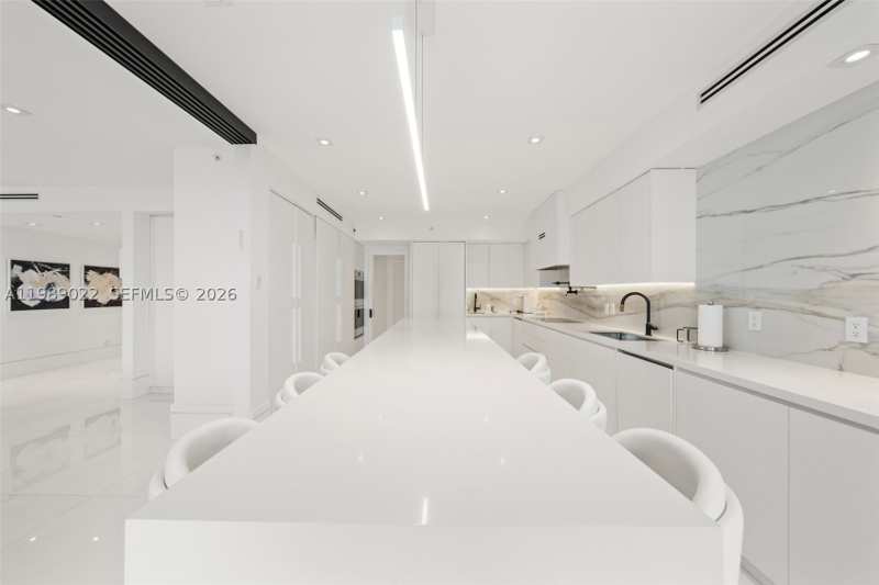 3 bedroom Condominium at 9999 Collins Ave 11J, Bal Harbour Tower Condo, Bal Harbour — photo 1